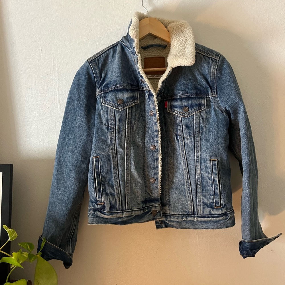 Levi’s Denim Sherpa Trucker Jacket